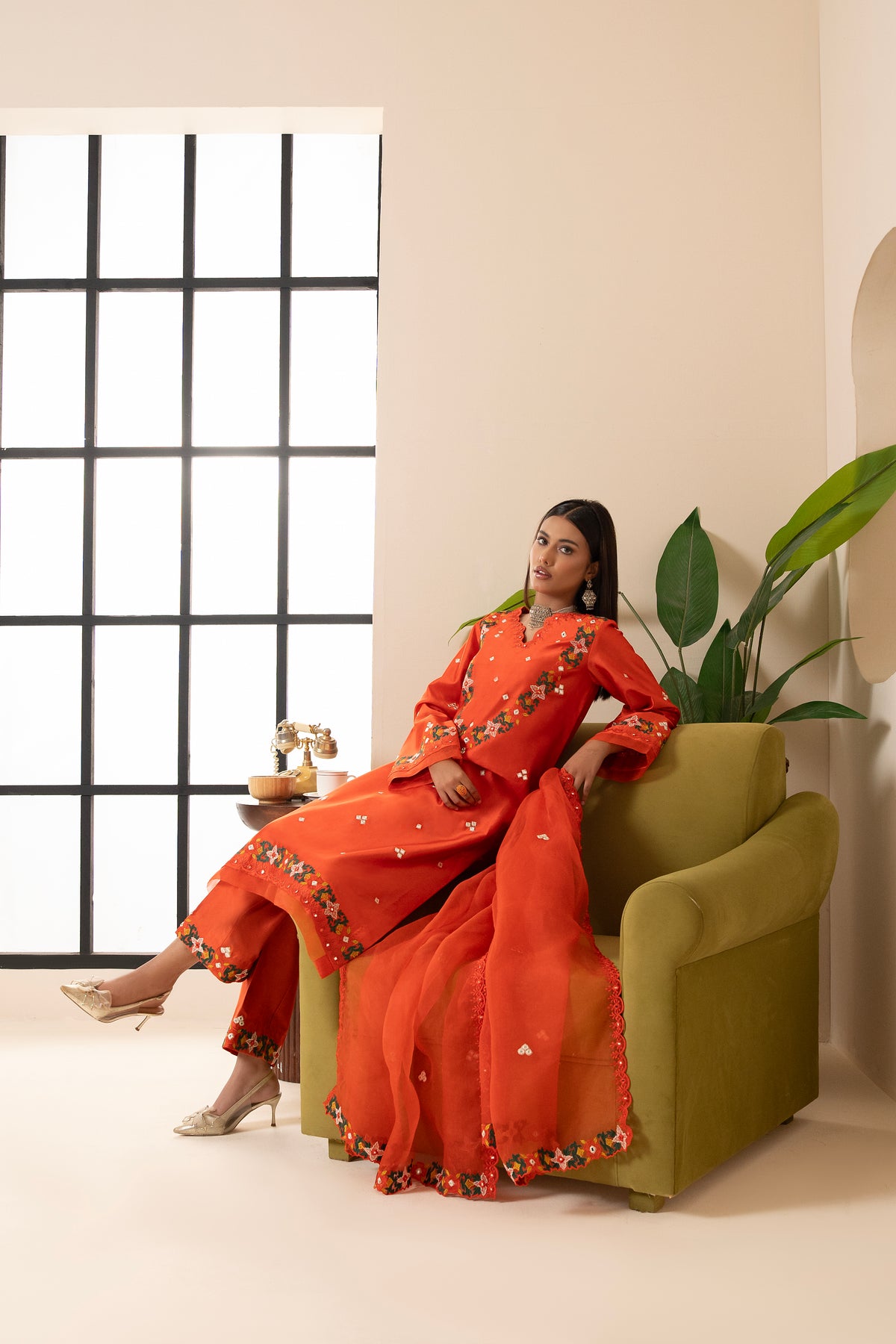 CORAL ORANGE